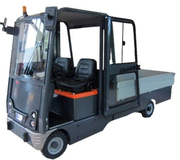 Tractor Eléctrico cabinado 10.000 Kg con plataforma